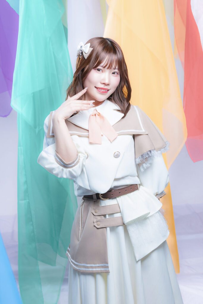 二葉 優莉愛